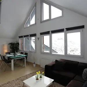  Apartamento Miramar A Pie De Pista - ático Duplex , 4 España