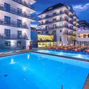 Alhambra 4* Santa Susanna